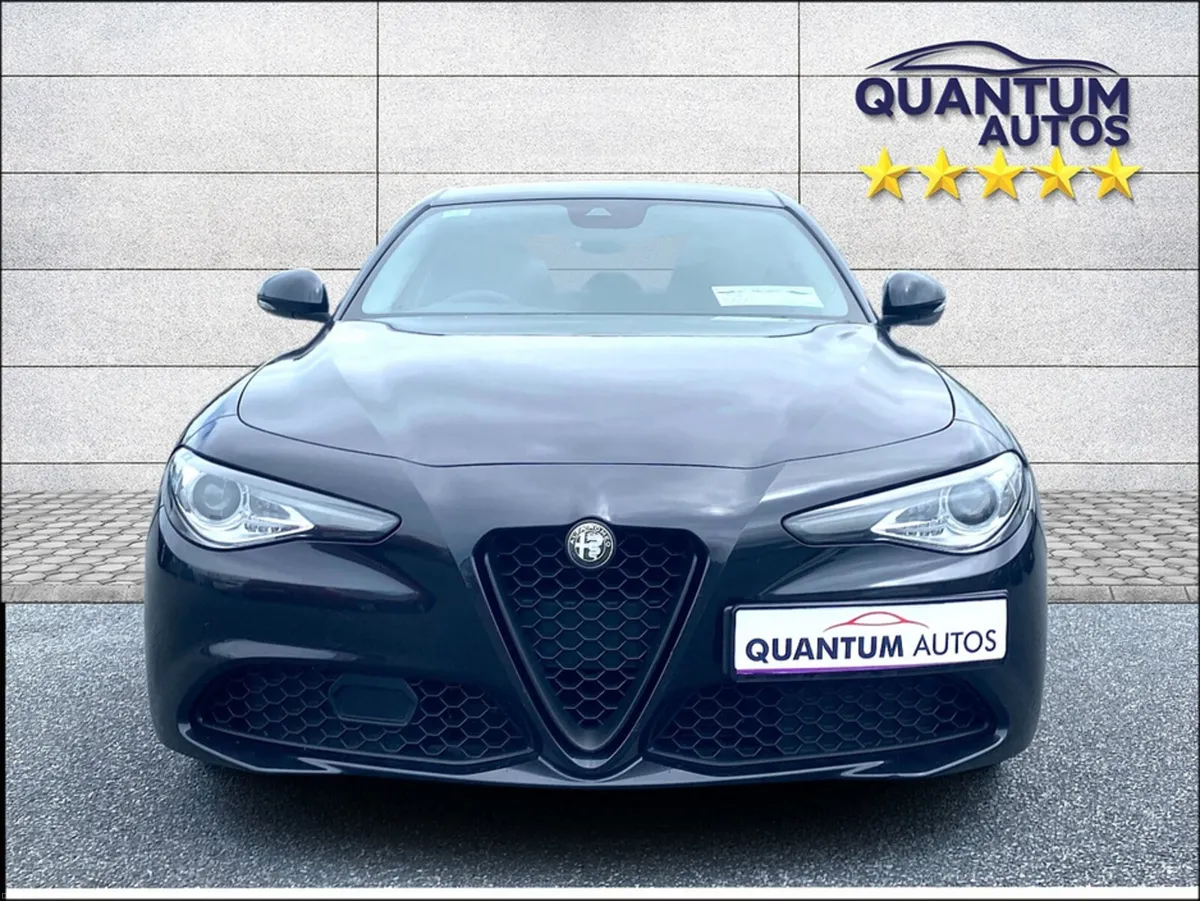 Alfa Romeo Giulia 2017 SUPER SPORT 2.1 TD 150BHP A - Image 2