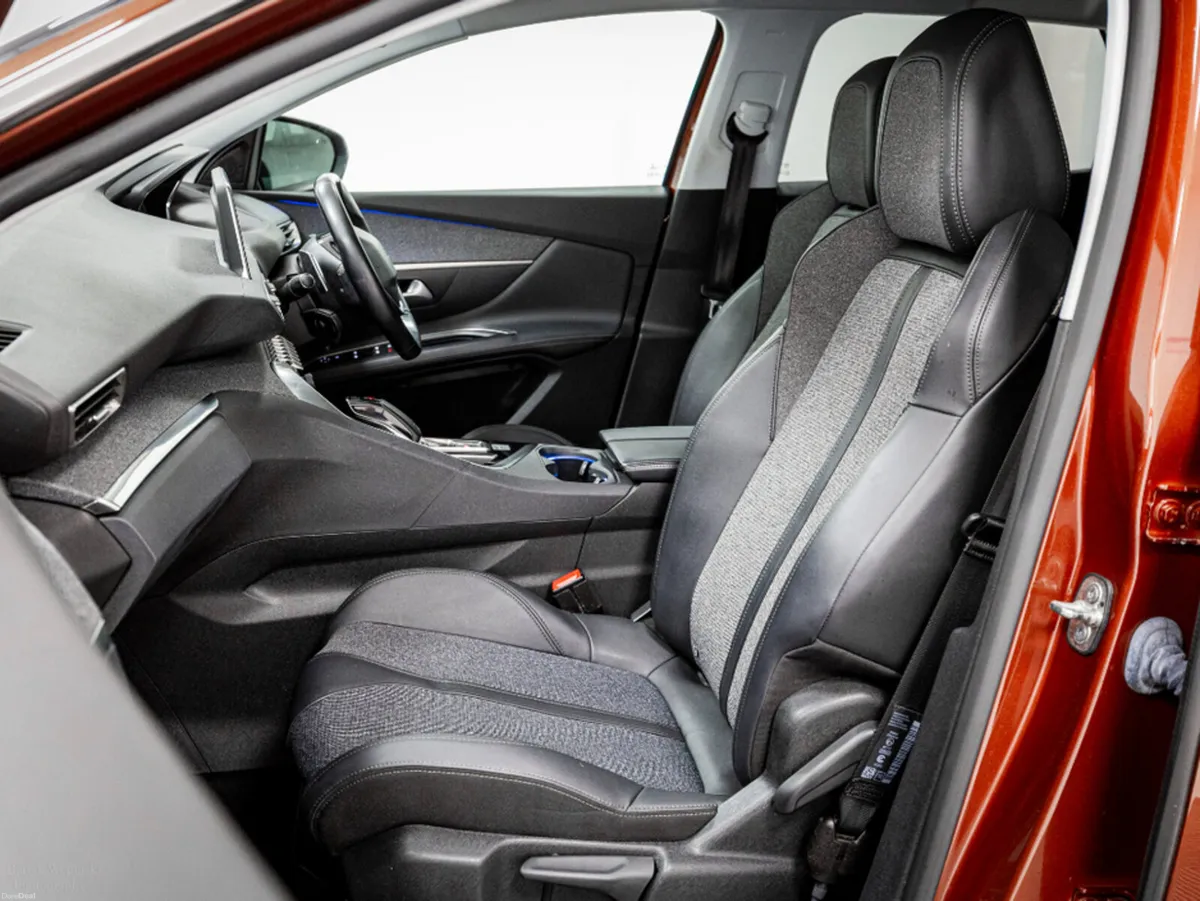 Peugeot 3008 Allure 1.5 Diesel Auto 130HP - Image 4