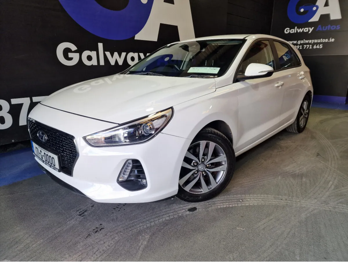 Hyundai i30 1.0 TURBO **REVERSING CAMERA, CRUISE C - Image 4