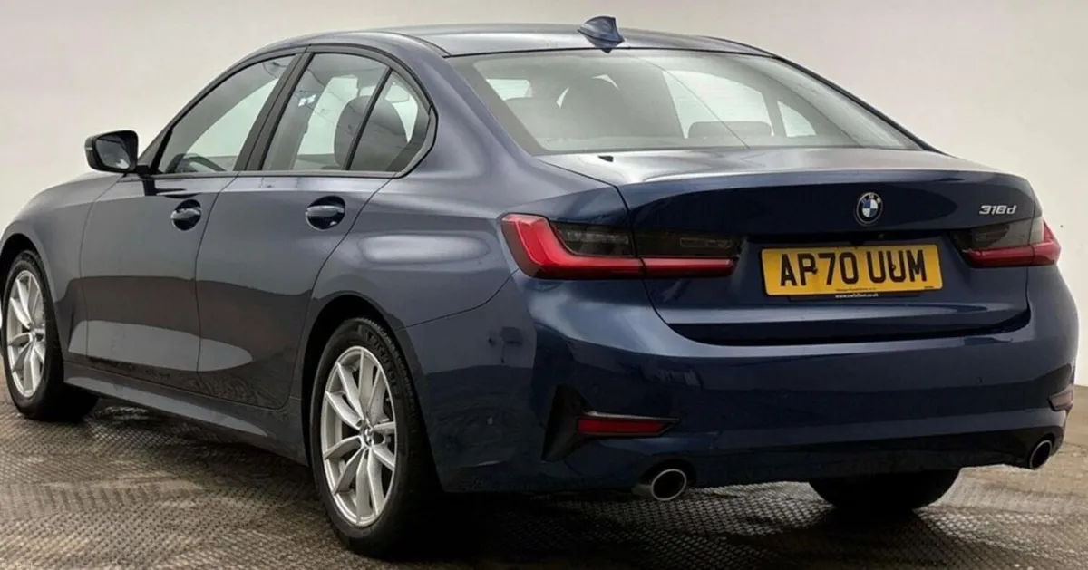 2.0 318d MHT SE Saloon 4dr Diesel Hybrid Auto Euro - Image 3
