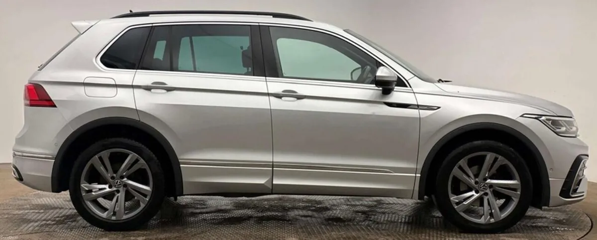 2.0 TDI R-Line Edition SUV 5dr Diesel DSG Euro 6 ( - Image 2