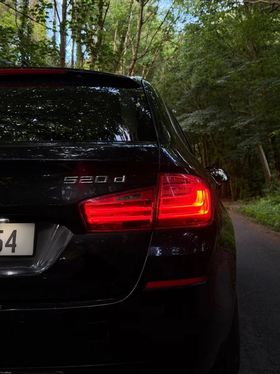 BMW 520d Touring Auto | Must Be Seen - Image 3