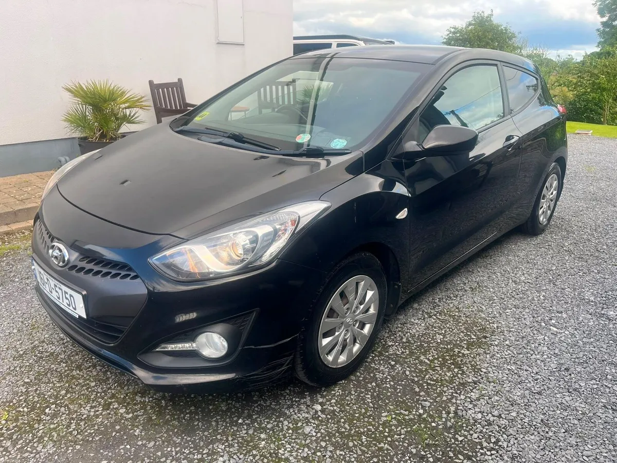 Hyundai I30 van - Image 2