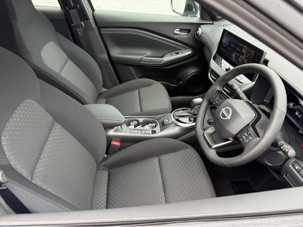 Nissan Juke Hybrid SV PREMIUM - Image 5