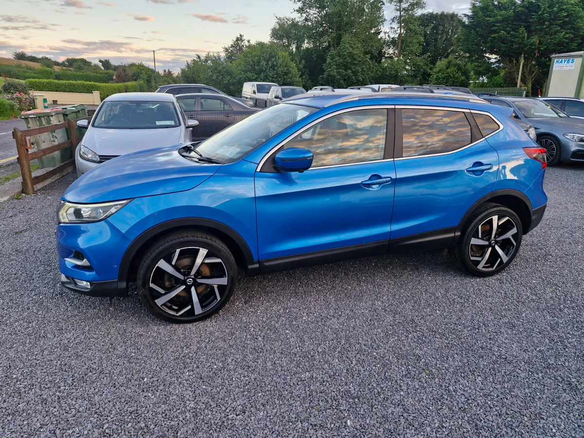 Nissan Qashqai Tekna - Image 2