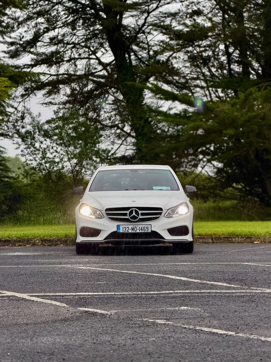 Mercedes E350d AMG - Image 4