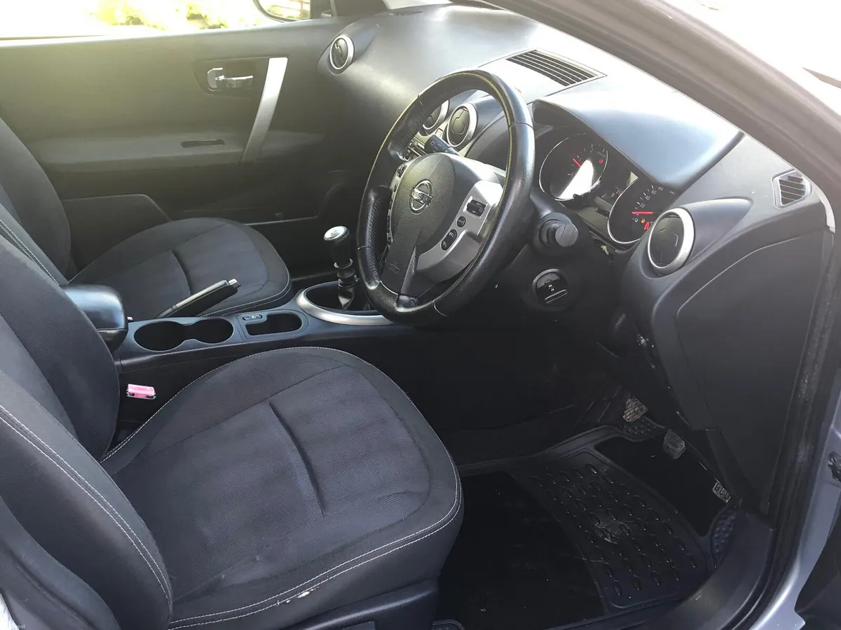 Nissan Qashqai 2010 - Image 5