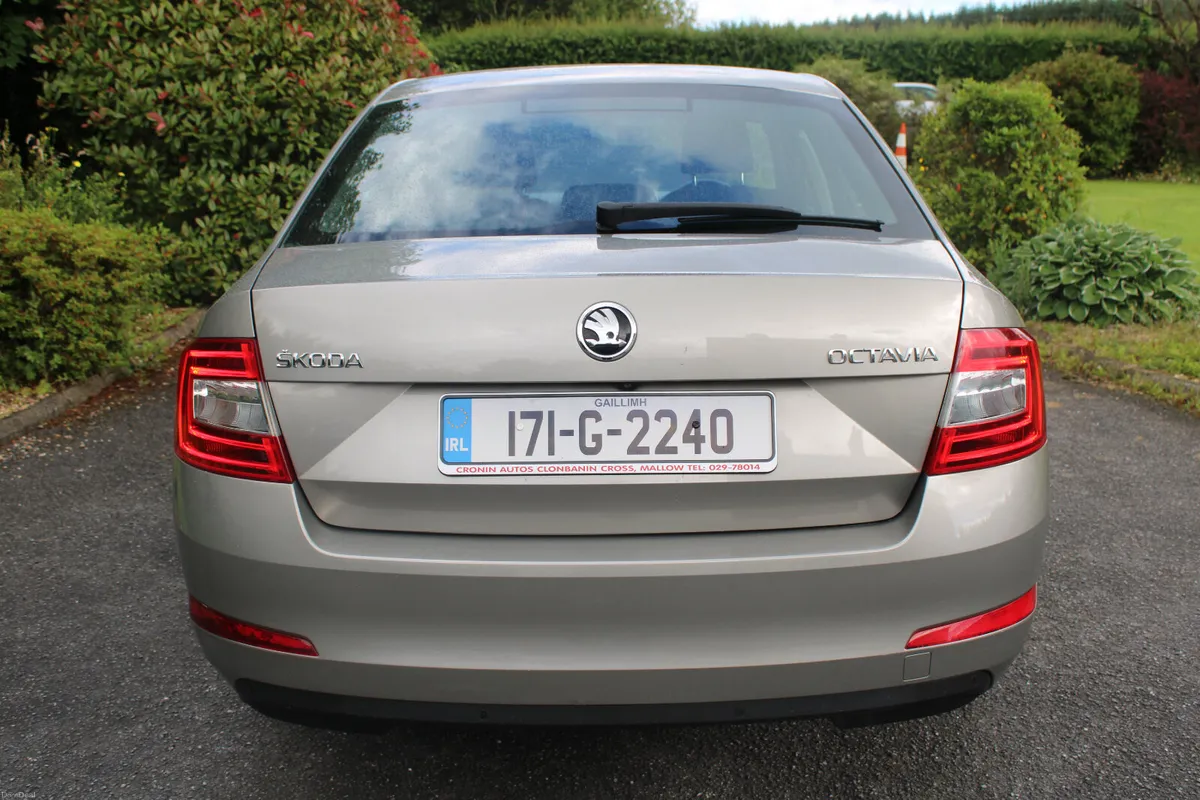2017 SKODA OCTAVIA STYLE 1.6 TDI - Image 6