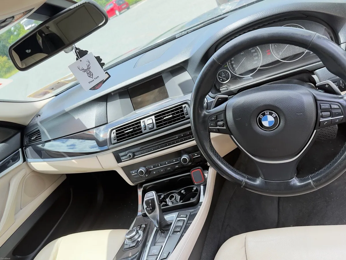 Bmw 520d 2013 - Image 2