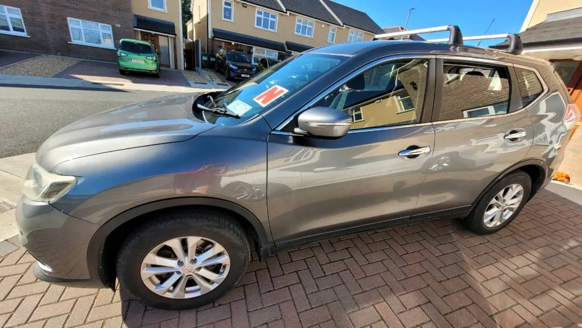 Nissan X-Trail 2017 1.6 Diesel 7 seats - Image 2