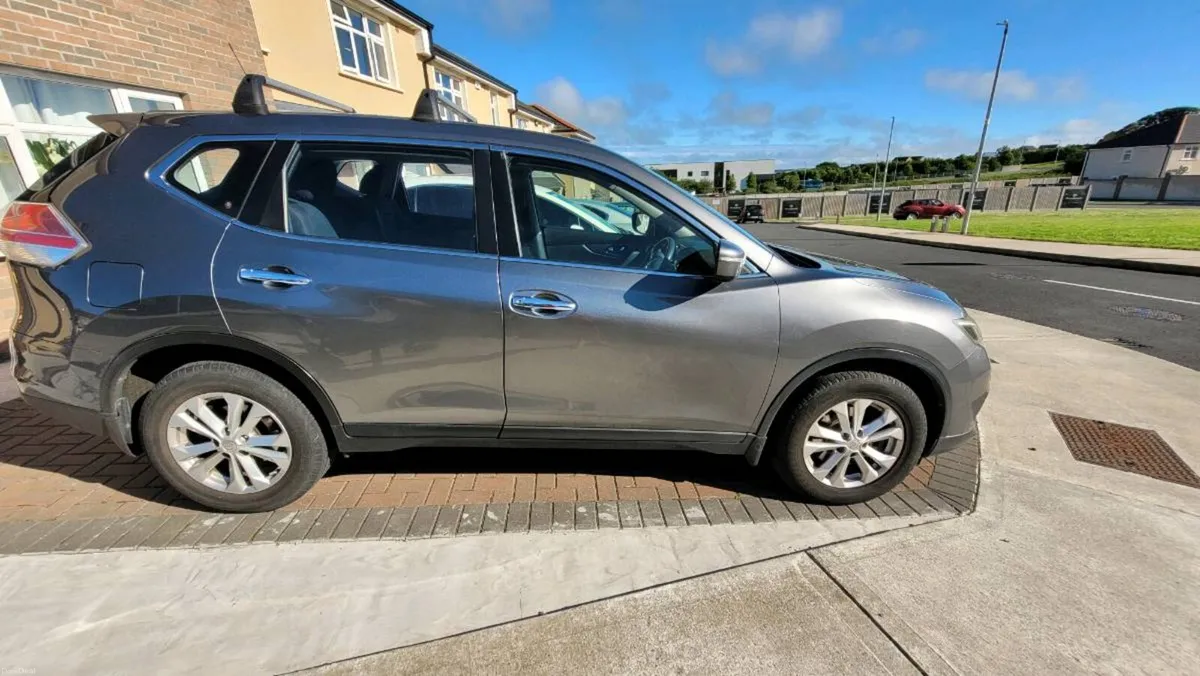 Nissan X-Trail 2017 1.6 Diesel 7 seats - Image 3