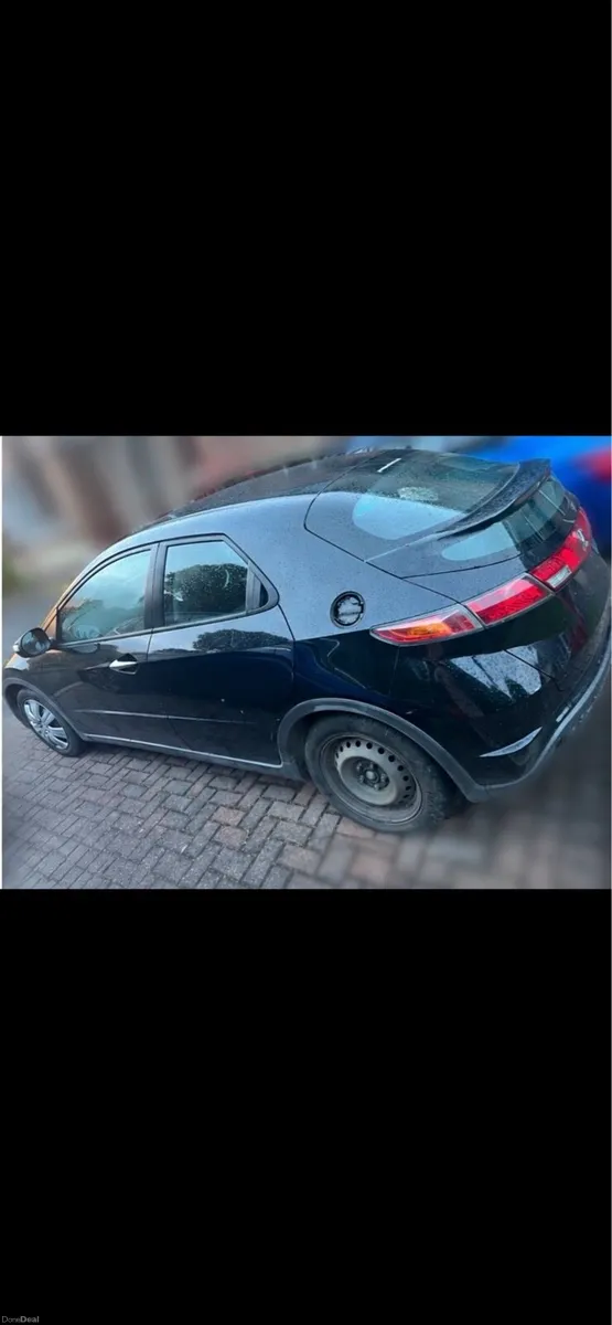 07 Honda Civic - low mileage - For parts or repair - Image 3