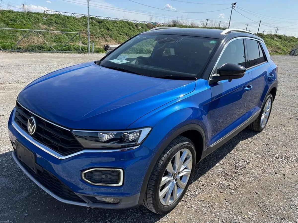 Volkswagen T-Roc 212 Sport - Image 1