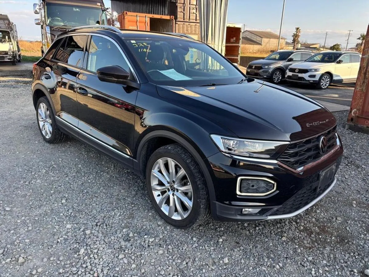 Volkswagen T-Roc Sport - Image 1