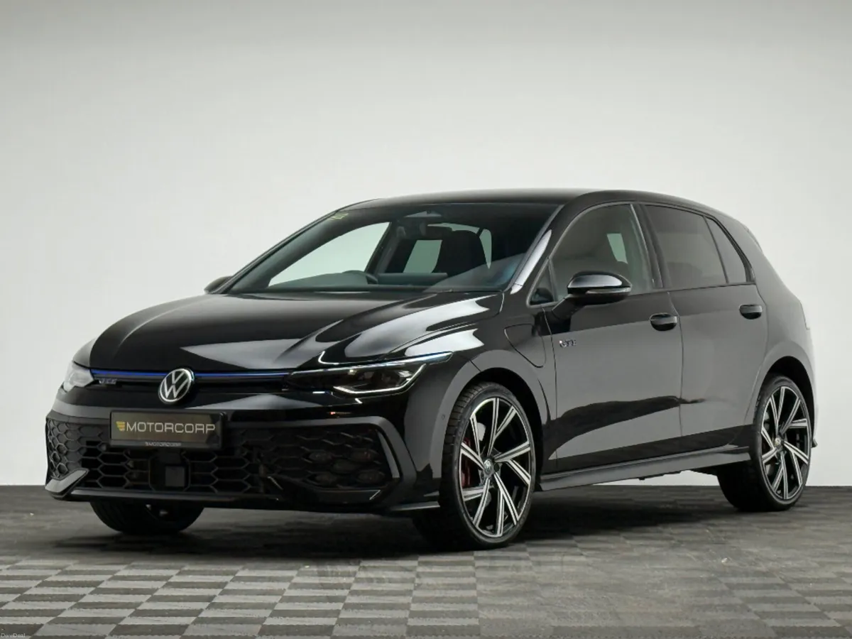 Volkswagen Golf GTE DSG - Image 3