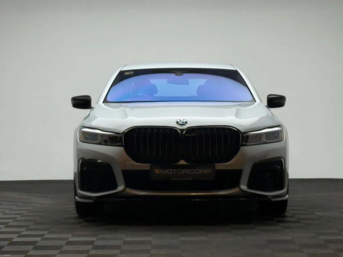 BMW 7-Series 745 E M SPORT - Image 2
