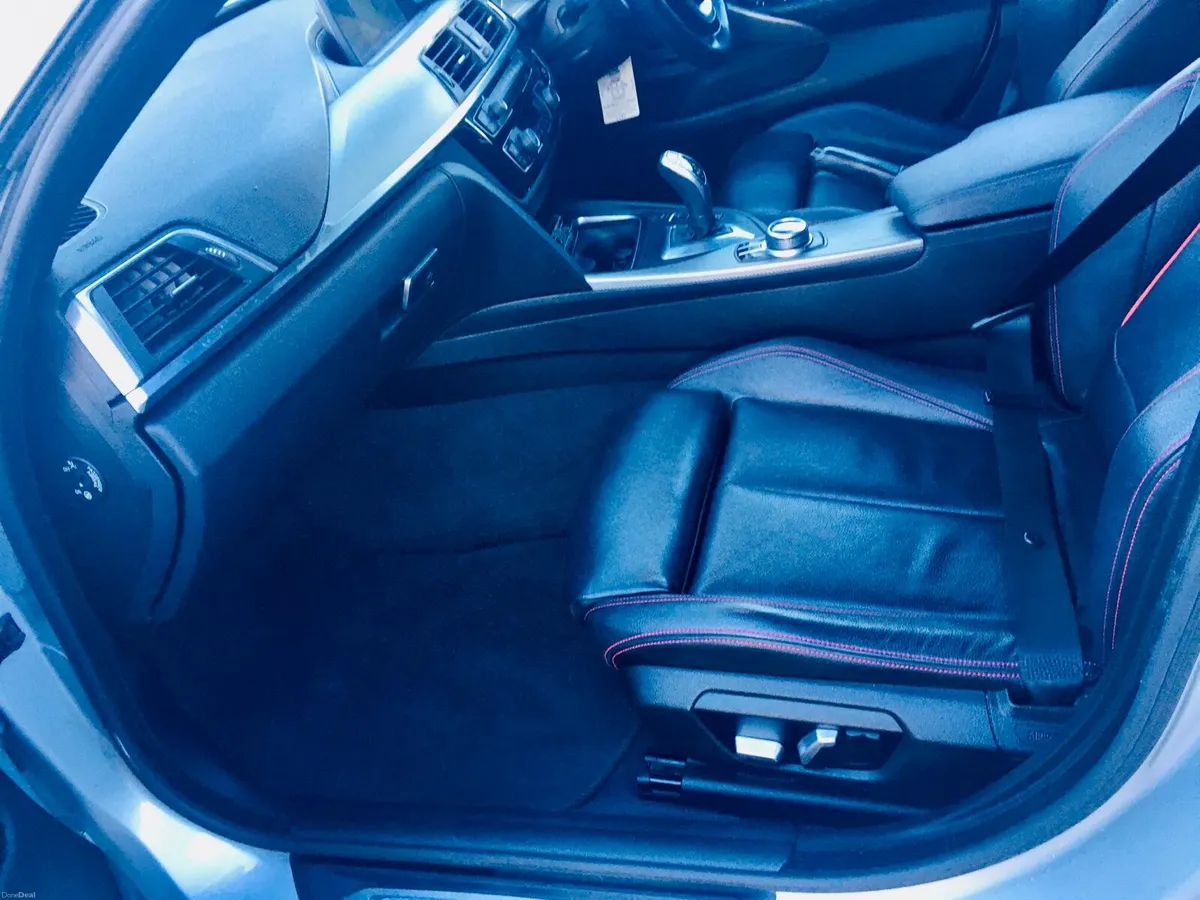 Car - Image 2