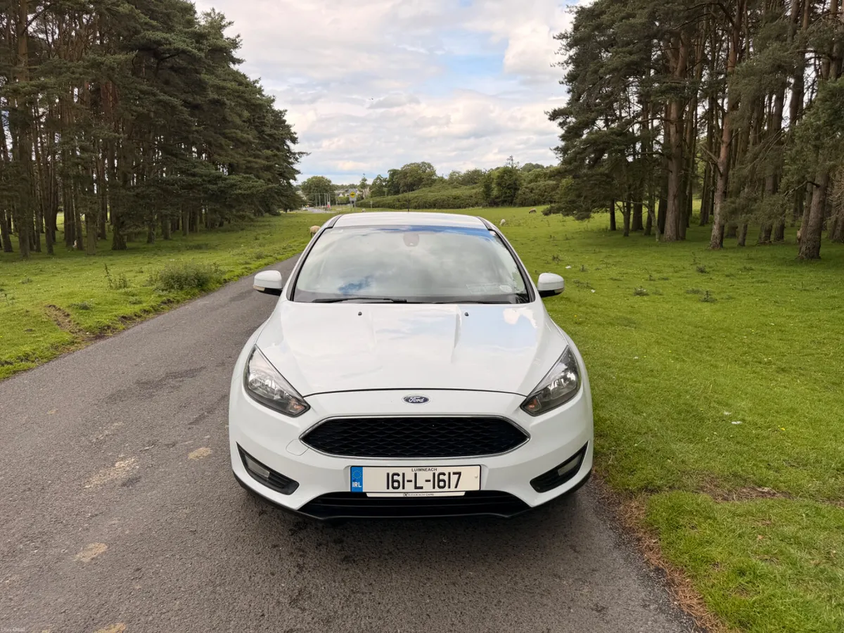 Ford Focus 2016 Diesel Hatchback - Image 2