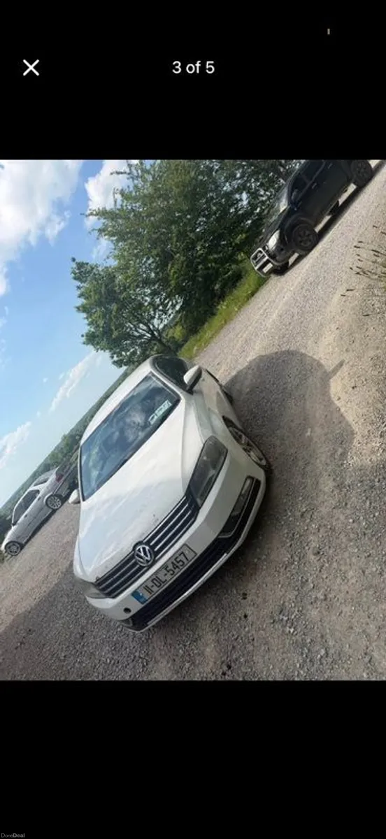 2011 Volkswagen Passat - Image 3