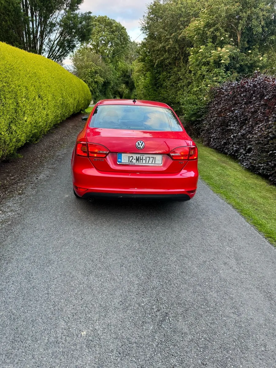 Automatic Volkswagen Jetta - Low Kms - NCT & TAX - Image 3
