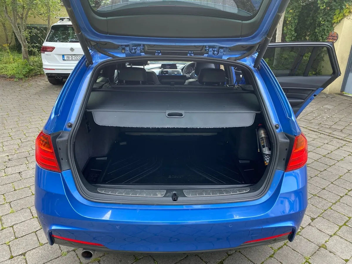 BMW 3 Series MSport Touring - Image 4