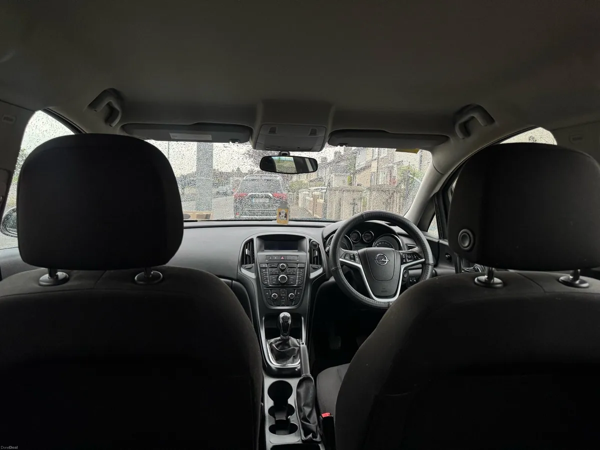 Opel Astra J 2013 Estate Great Condition.NCT &TAX - Image 4