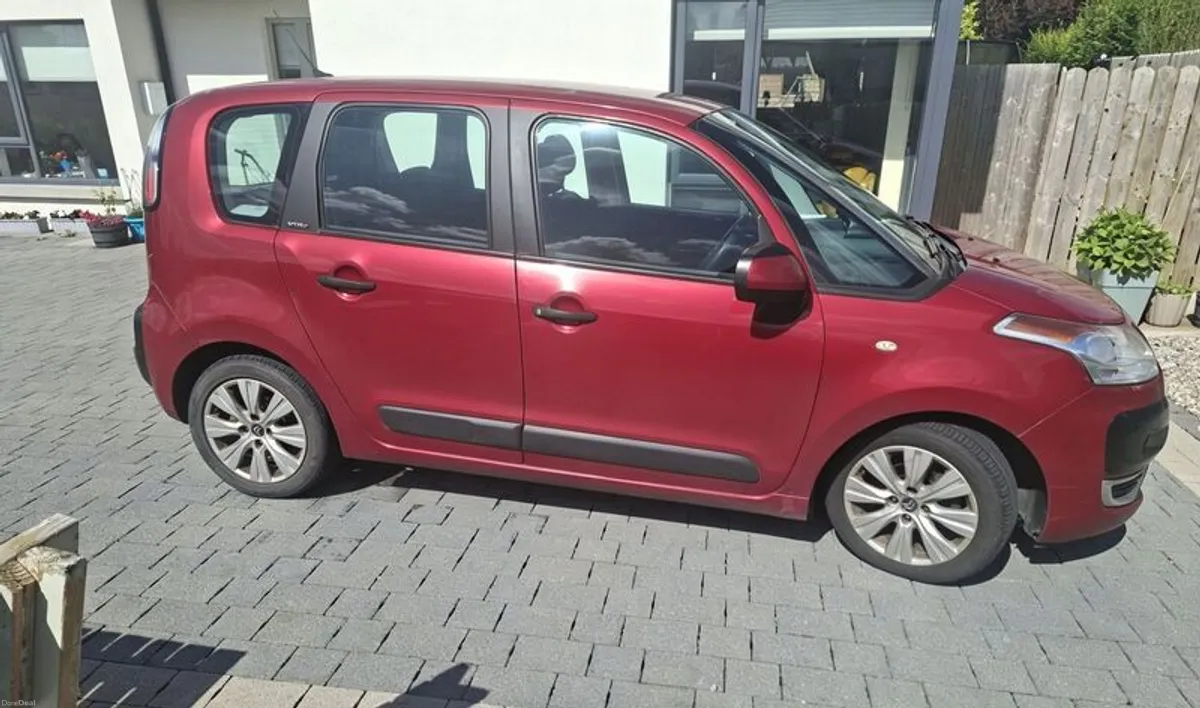2011 Citroen C3 Picasso - Image 1