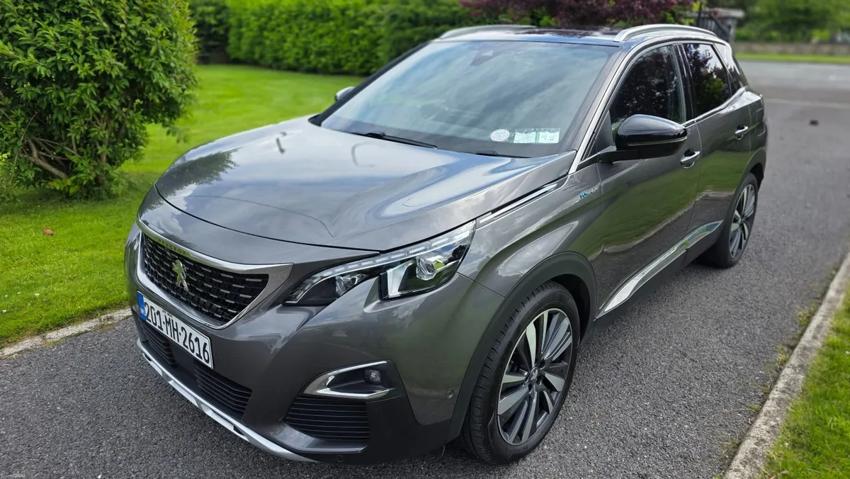 Peugeot 3008 GT Line Hybrid4 Plug-in Hybrid 4WD - Image 3