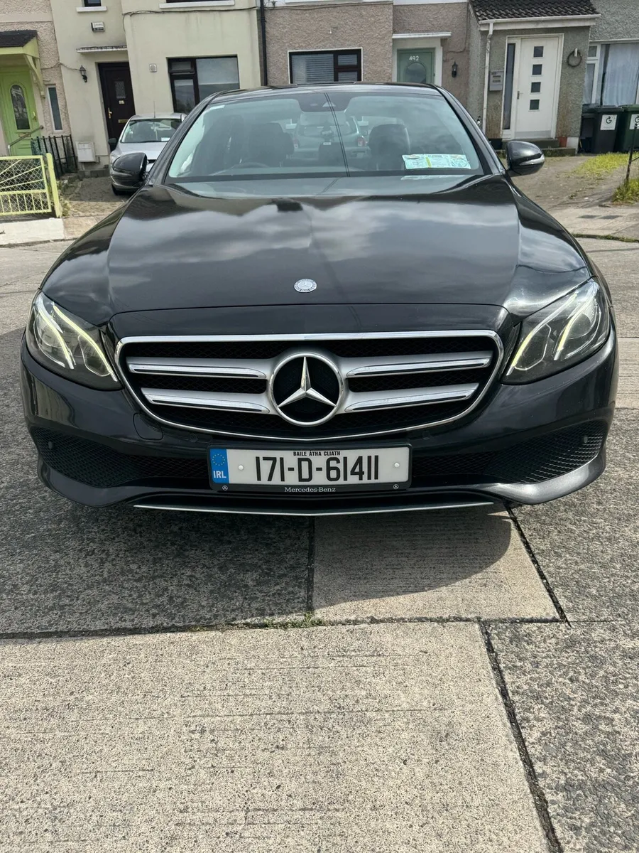 Mercedes e350 hybrid - Image 2