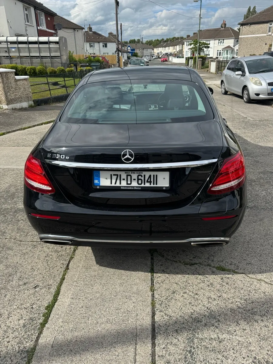 Mercedes e350 hybrid - Image 6