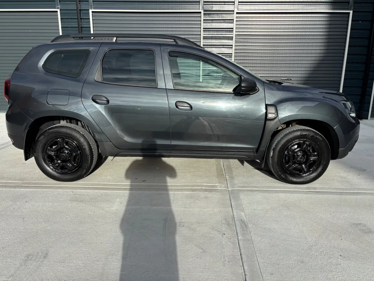 2019 Dacia Duster 1.5 Blue DCI 115 Essential - Image 2