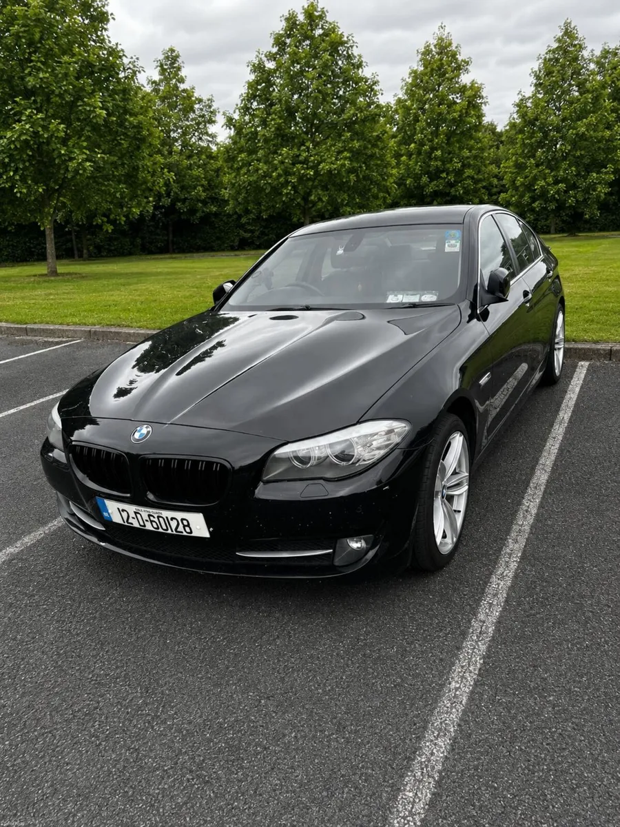 BMW 520D - Image 1