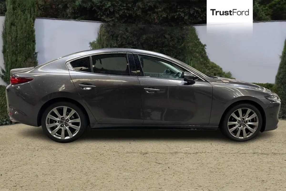 Mazda Mazda3 Takumi - Image 3