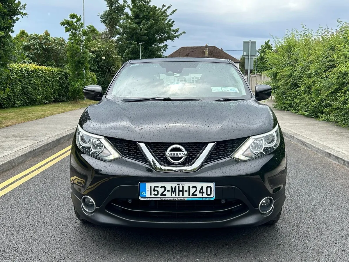 Nissan Qashqai Diesel Low Miles New NCT - Image 2