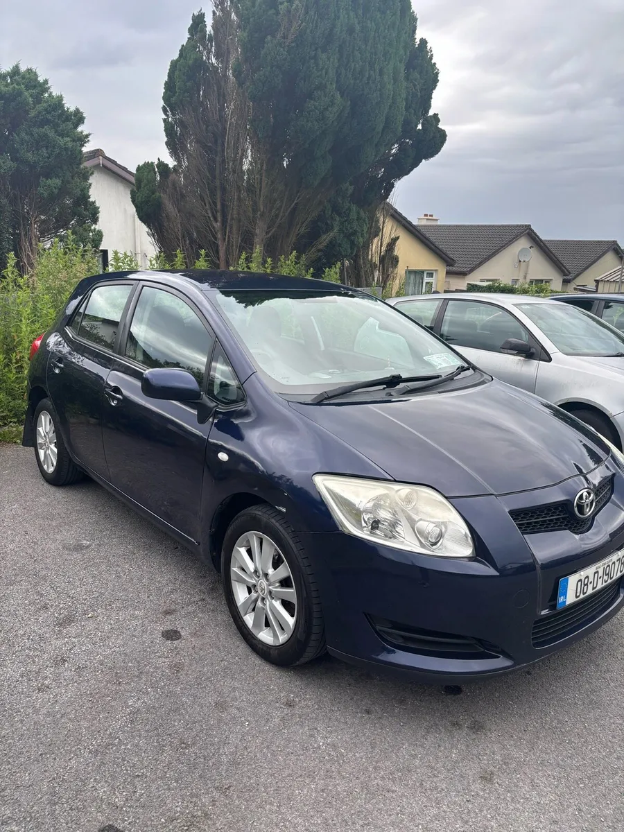 Toyota Auris 1.4 petrol Terra - Image 3
