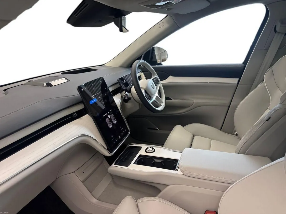 Volvo EX90 TWIN AWD PLUS *FULL EV* €215 PER WEEK O - Image 4