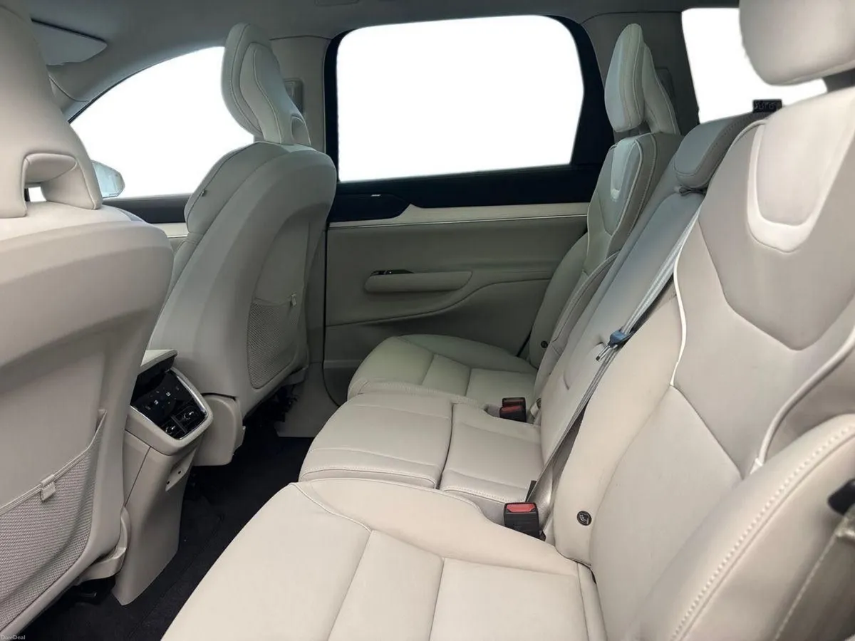 Volvo EX90 TWIN AWD PLUS *FULL EV* €215 PER WEEK O - Image 6