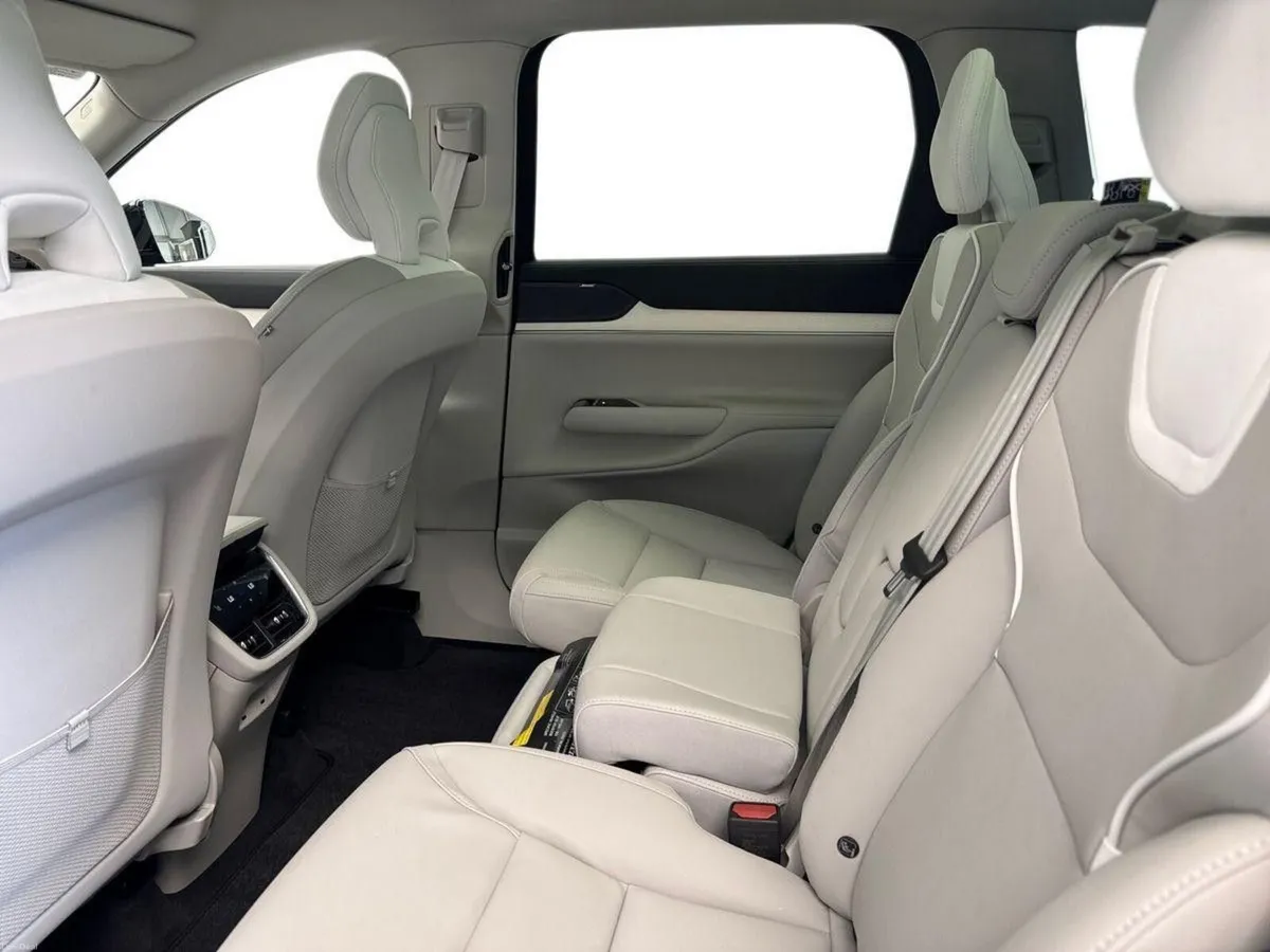 Volvo EX90 PLUS *FULL EV 7 SEATER* €195 PER WEEK O - Image 6