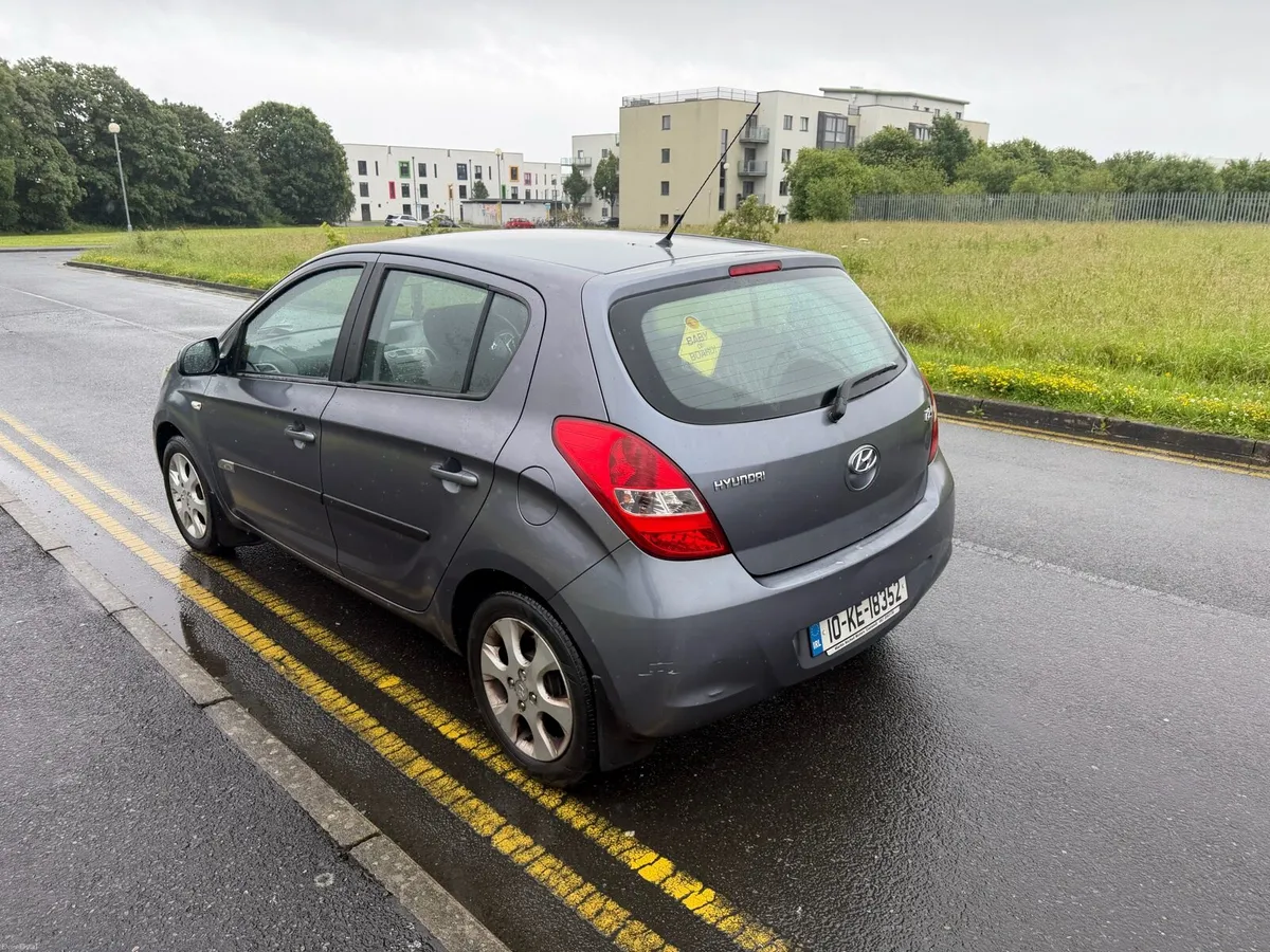 Hyundai i20 2010 1.0L - Image 4