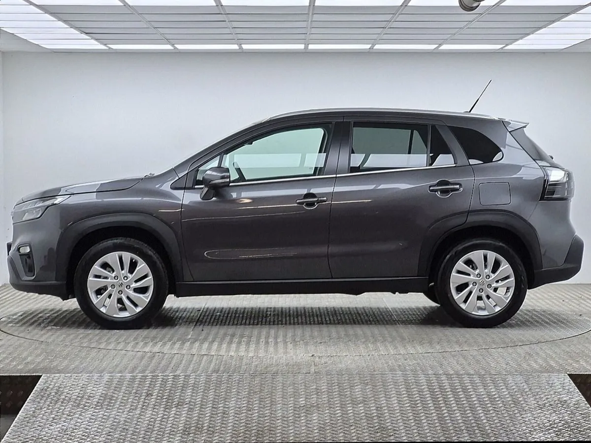 Suzuki S-CROSS Mild Hybrid Motion Manual 1.4 - Image 5