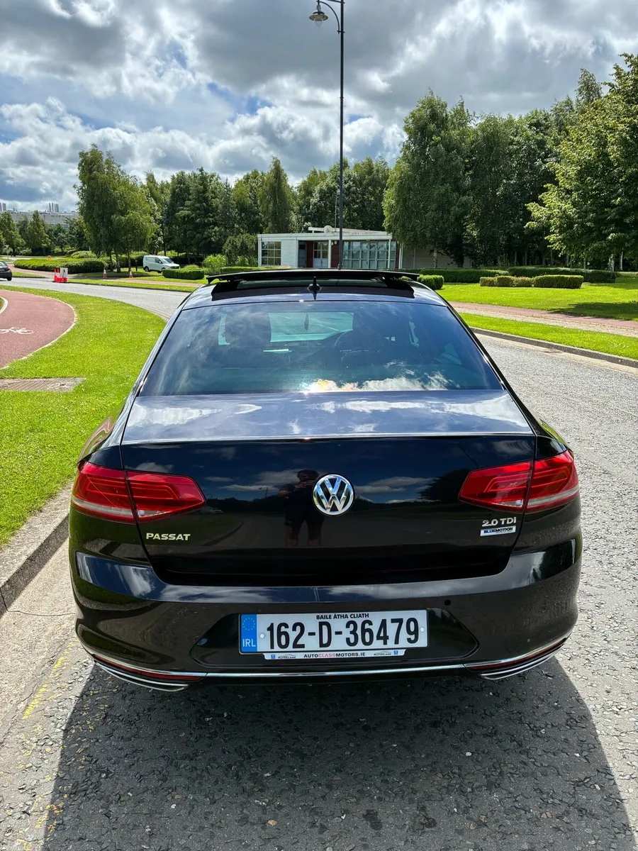 Car - Image 4