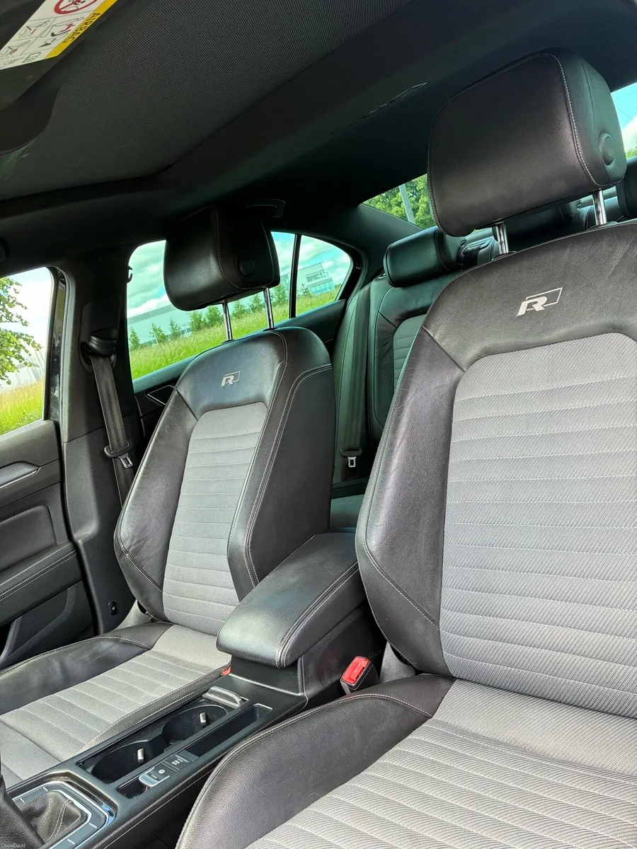Car - Image 6