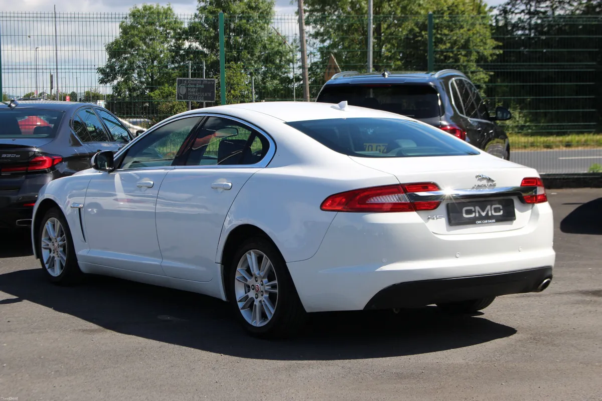 Jaguar XF 2014 2.2 D - Image 6