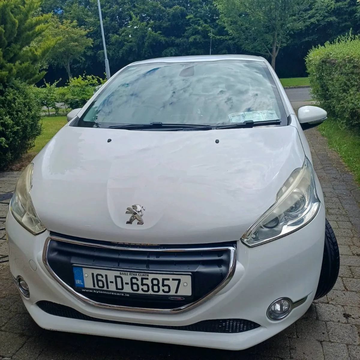 Car - Image 4