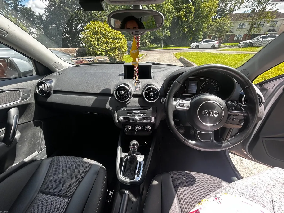 Audi A1 2014 - Image 2