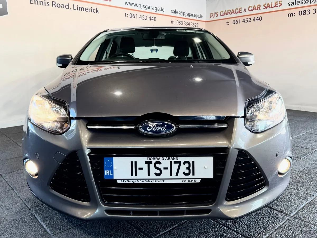 Ford Focus 2011 - Image 3