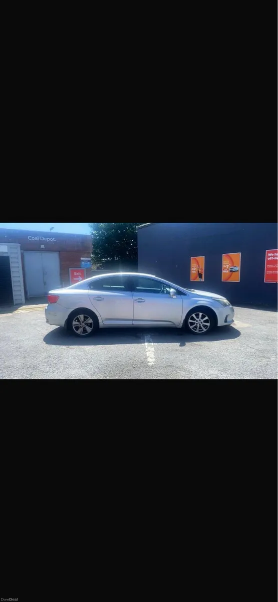 toyota avensis - Image 2
