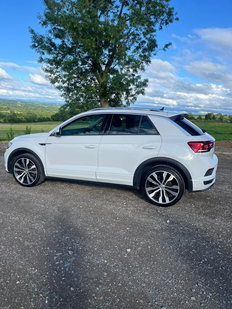 2019 Volkswagen T-Roc R-Line 1.5 TSI - Image 3