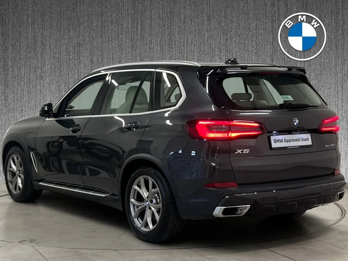 BMW X5 xDrive45e xLine - Image 2