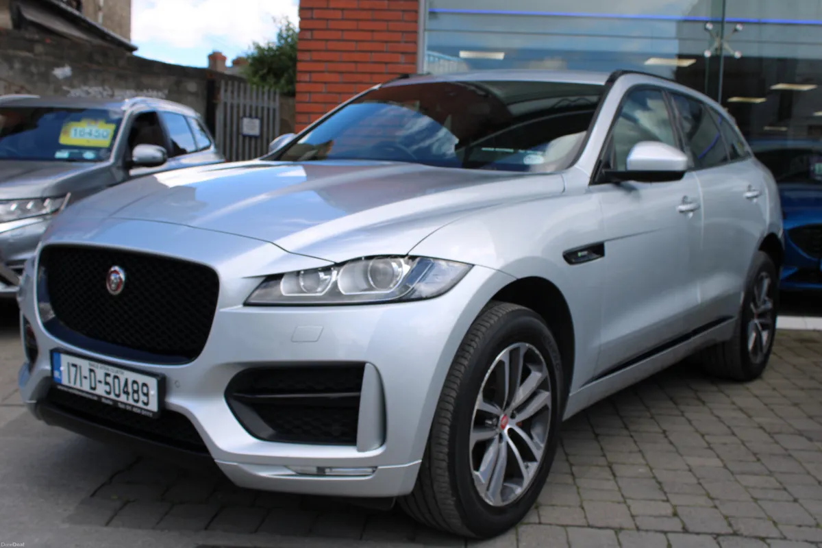 F-PACE 2.0L R-SPORT AUTO 180BHP PANROOF NEW NCT - Image 3